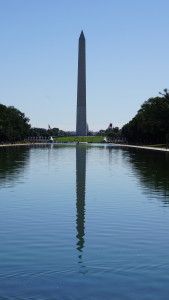 Washington Monument und Lincoln Memorial Reflecting Pool